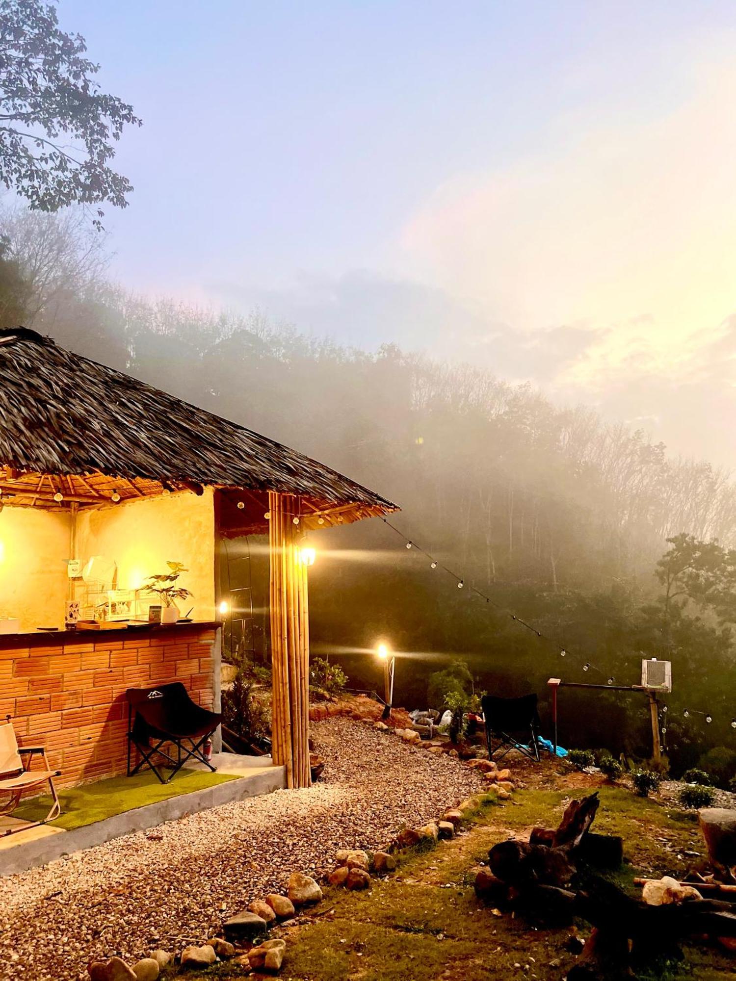 Camping Phutajoy Khaosok แคมป์ปิ้งภูตาจ้อยเขาศก Ban Thung Lang Tham Exterior photo