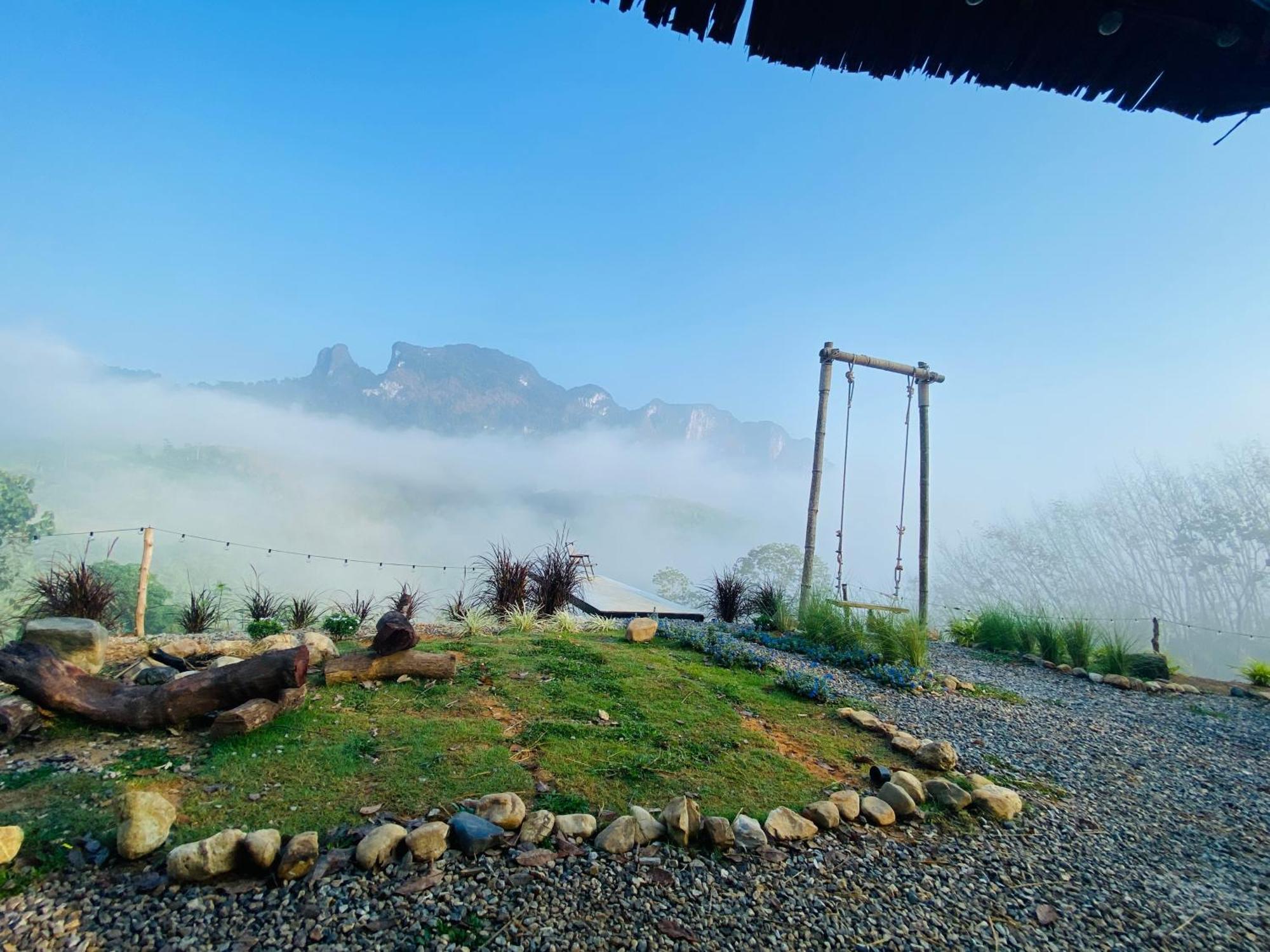 Camping Phutajoy Khaosok แคมป์ปิ้งภูตาจ้อยเขาศก Ban Thung Lang Tham Exterior photo