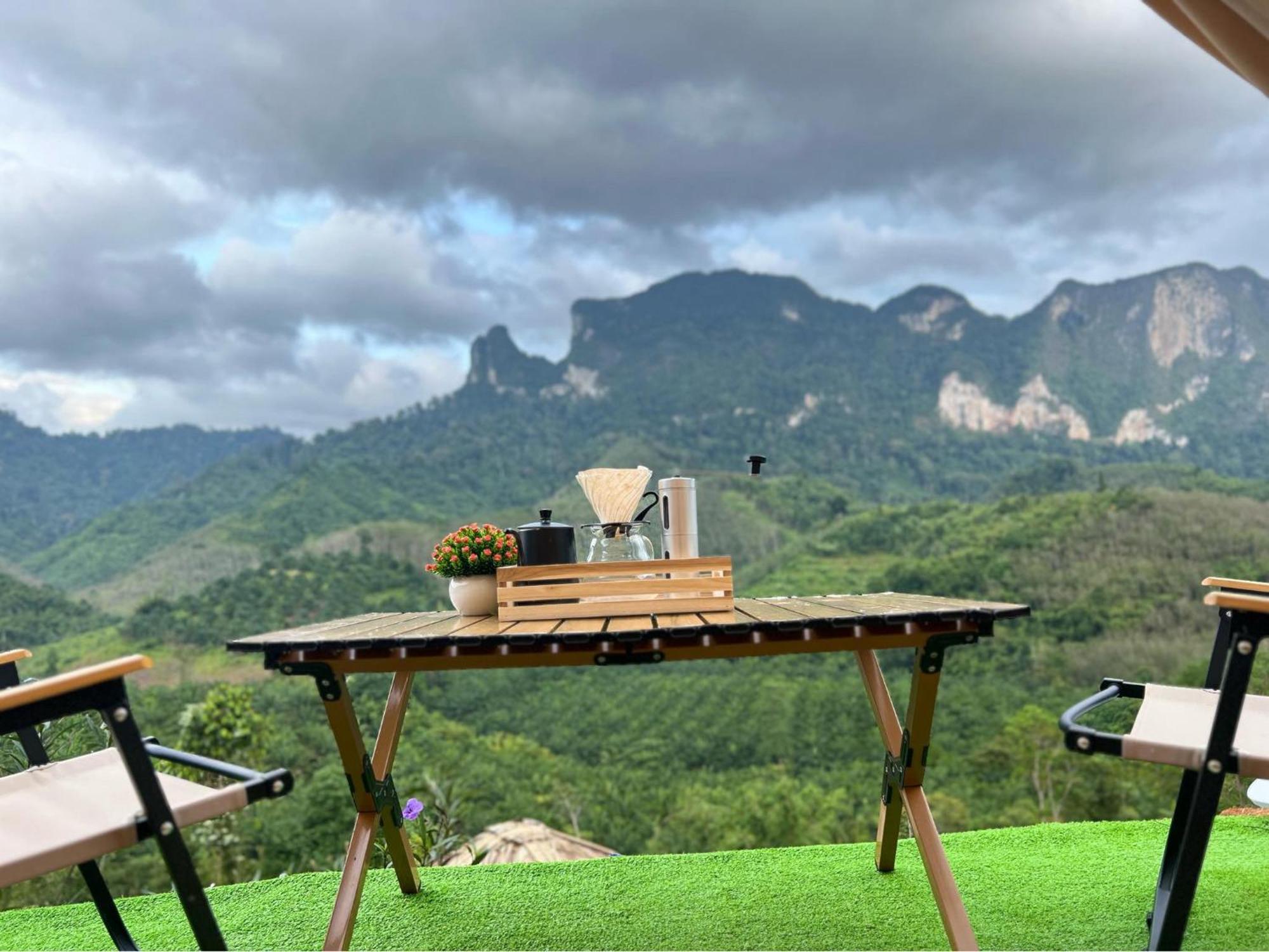 Camping Phutajoy Khaosok แคมป์ปิ้งภูตาจ้อยเขาศก Ban Thung Lang Tham Exterior photo