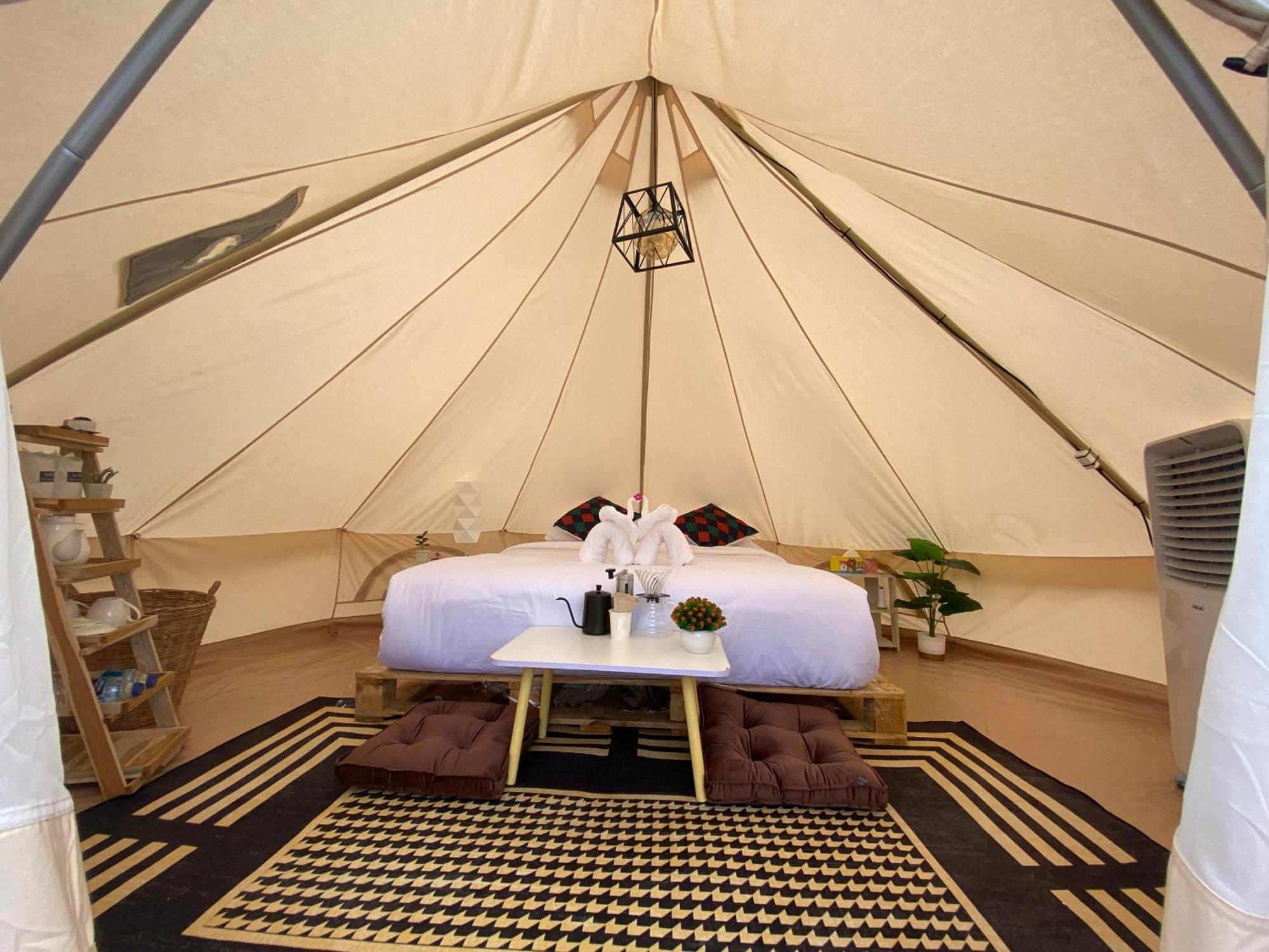 Camping Phutajoy Khaosok แคมป์ปิ้งภูตาจ้อยเขาศก Ban Thung Lang Tham Exterior photo