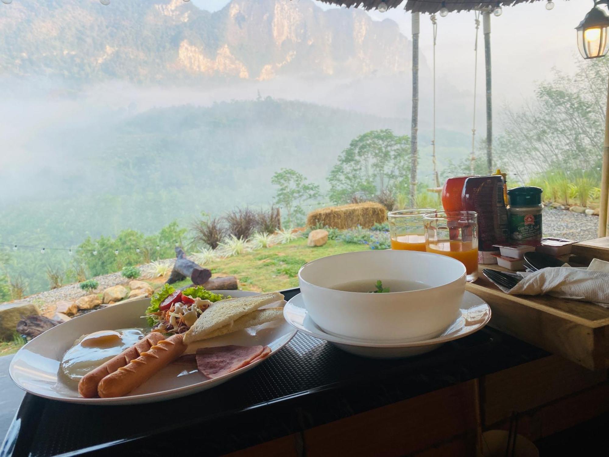 Camping Phutajoy Khaosok แคมป์ปิ้งภูตาจ้อยเขาศก Ban Thung Lang Tham Exterior photo